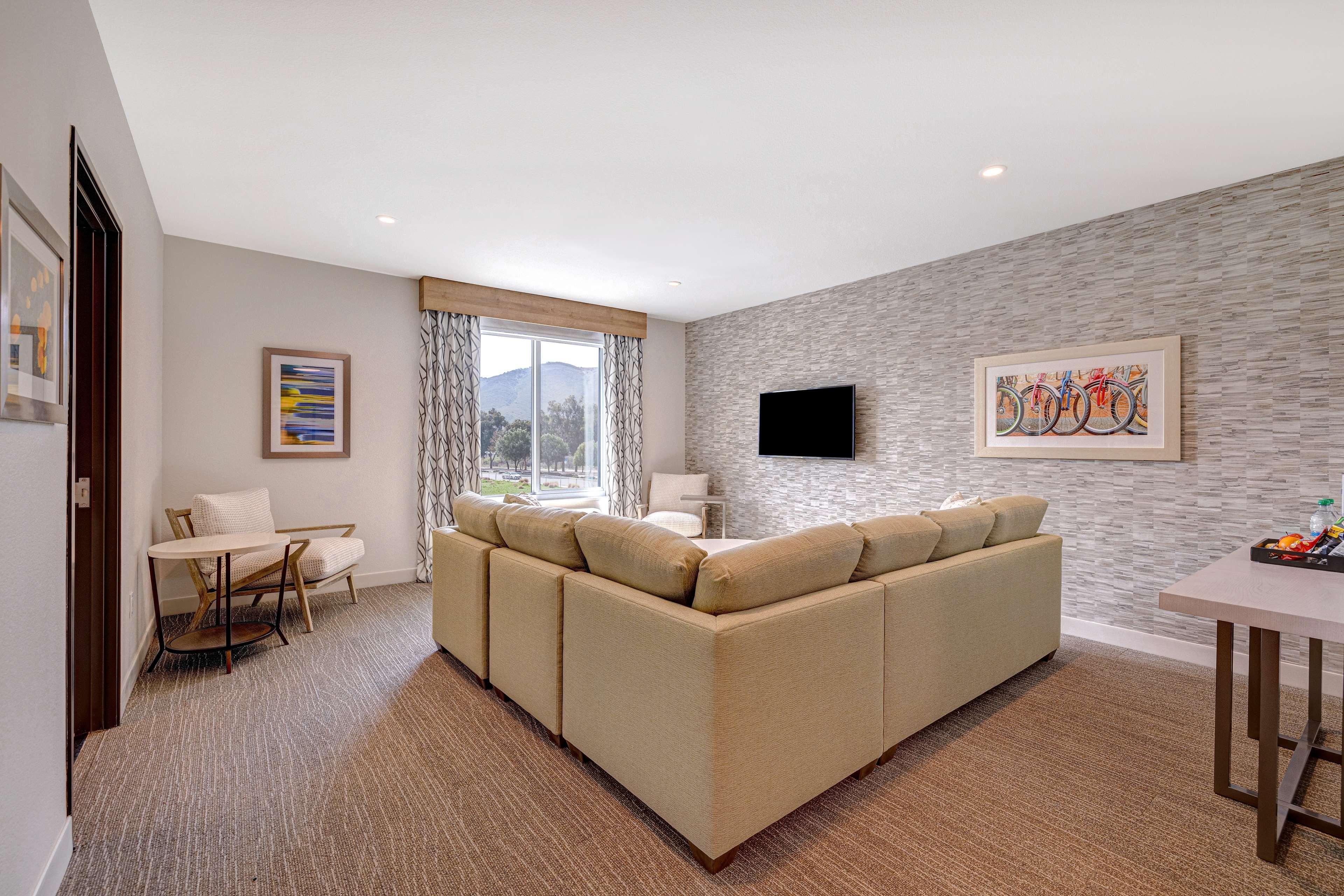 Hilton Garden Inn Темекула Экстерьер фото