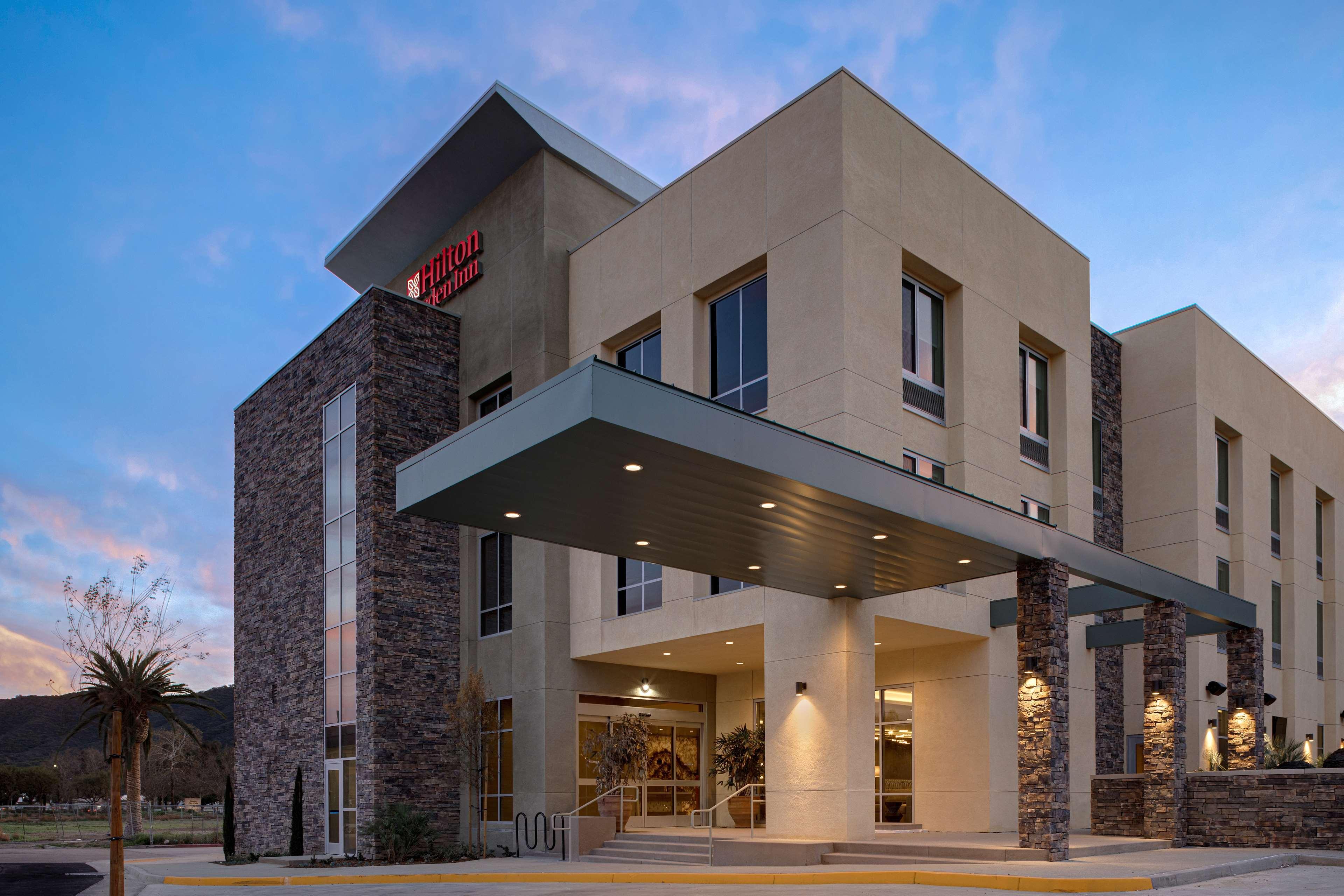 Hilton Garden Inn Темекула Экстерьер фото