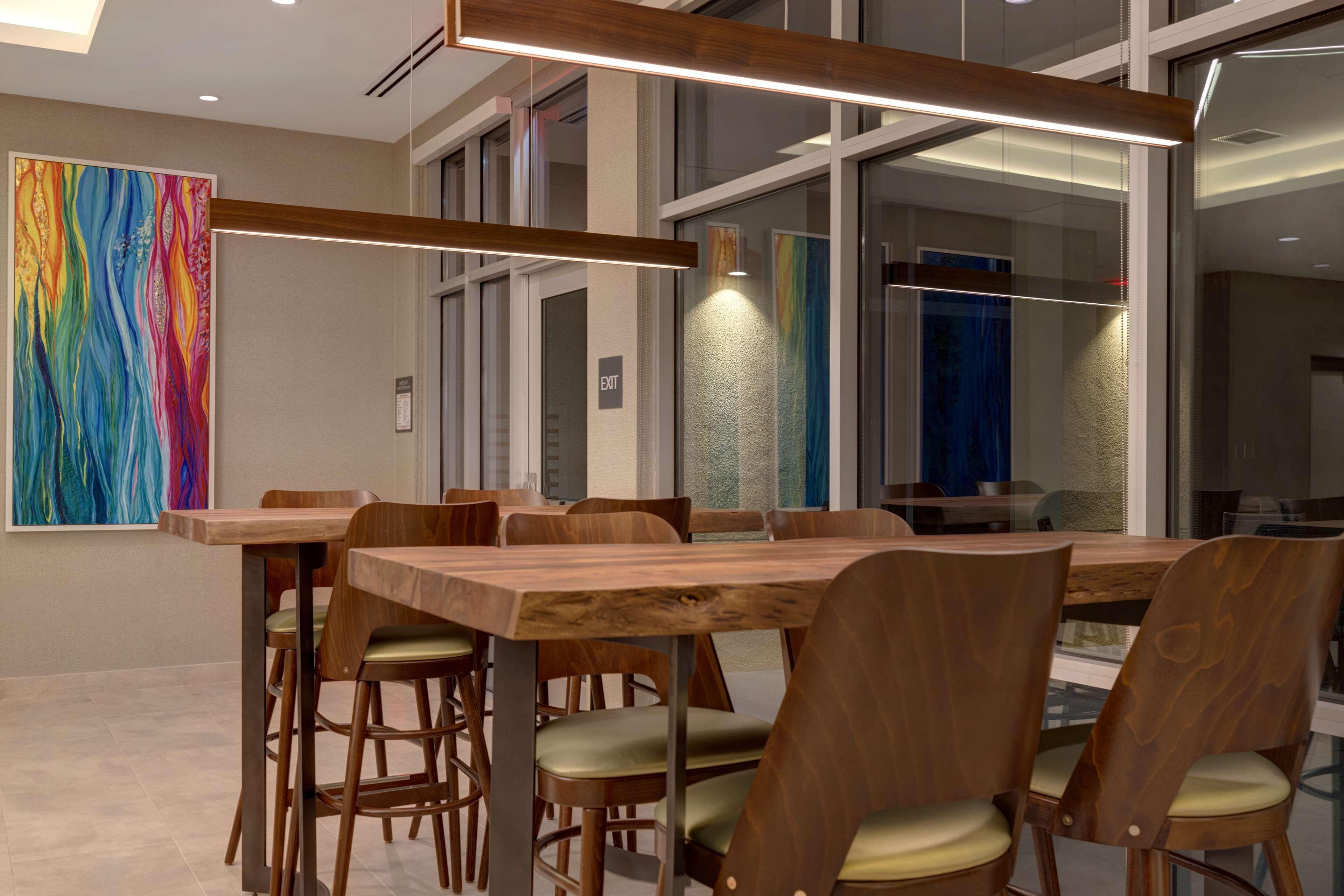 Hilton Garden Inn Темекула Экстерьер фото