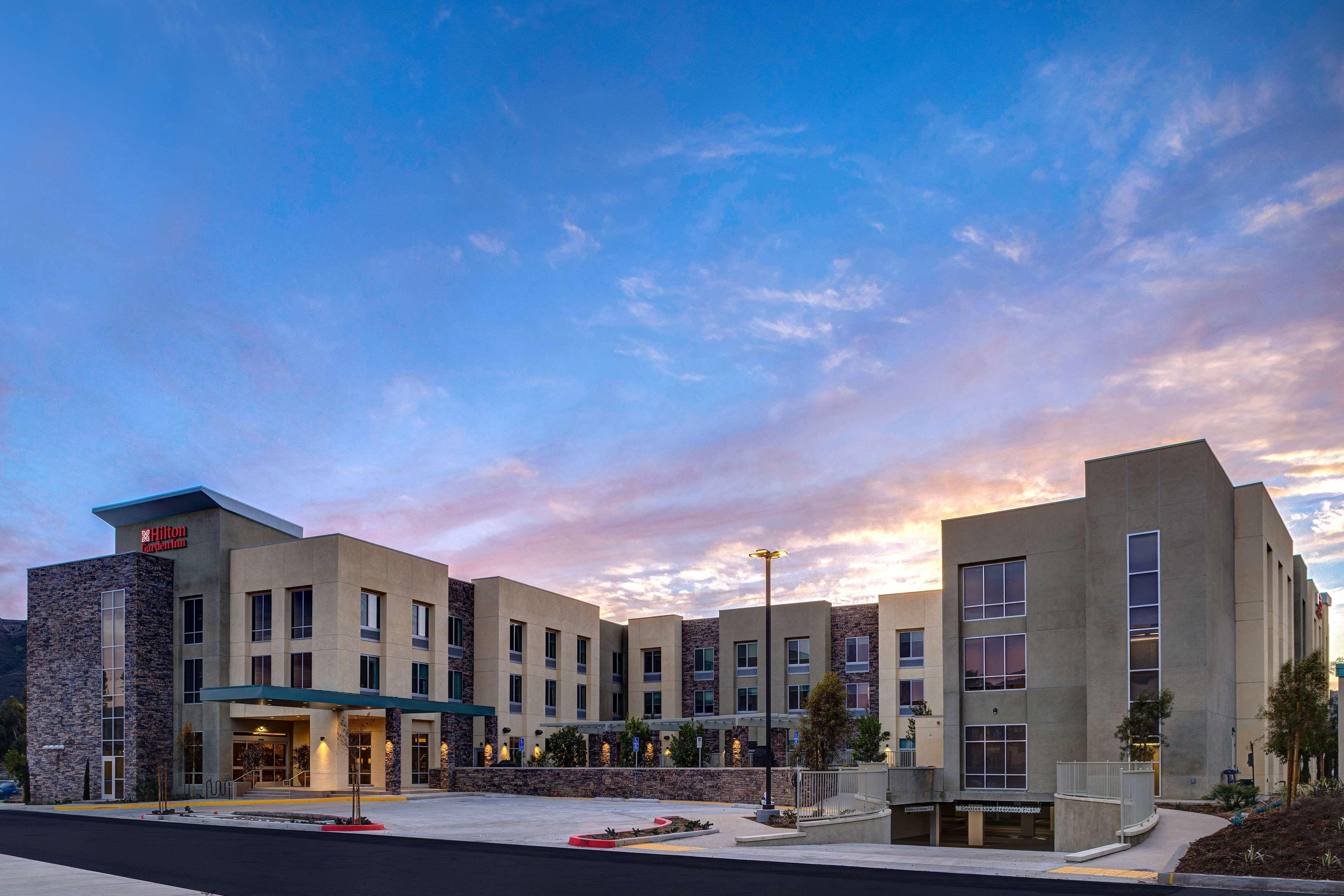 Hilton Garden Inn Темекула Экстерьер фото