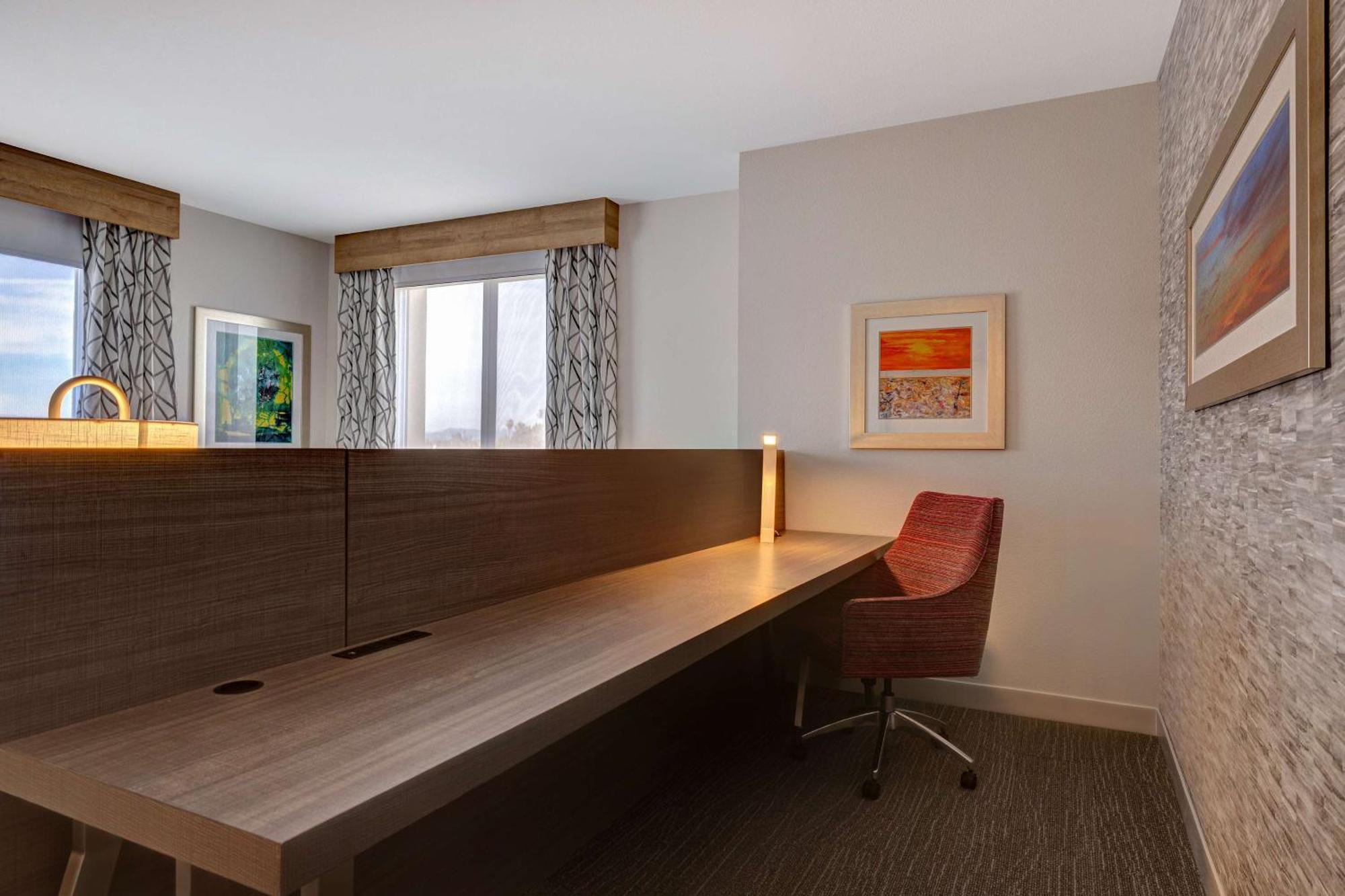 Hilton Garden Inn Темекула Экстерьер фото