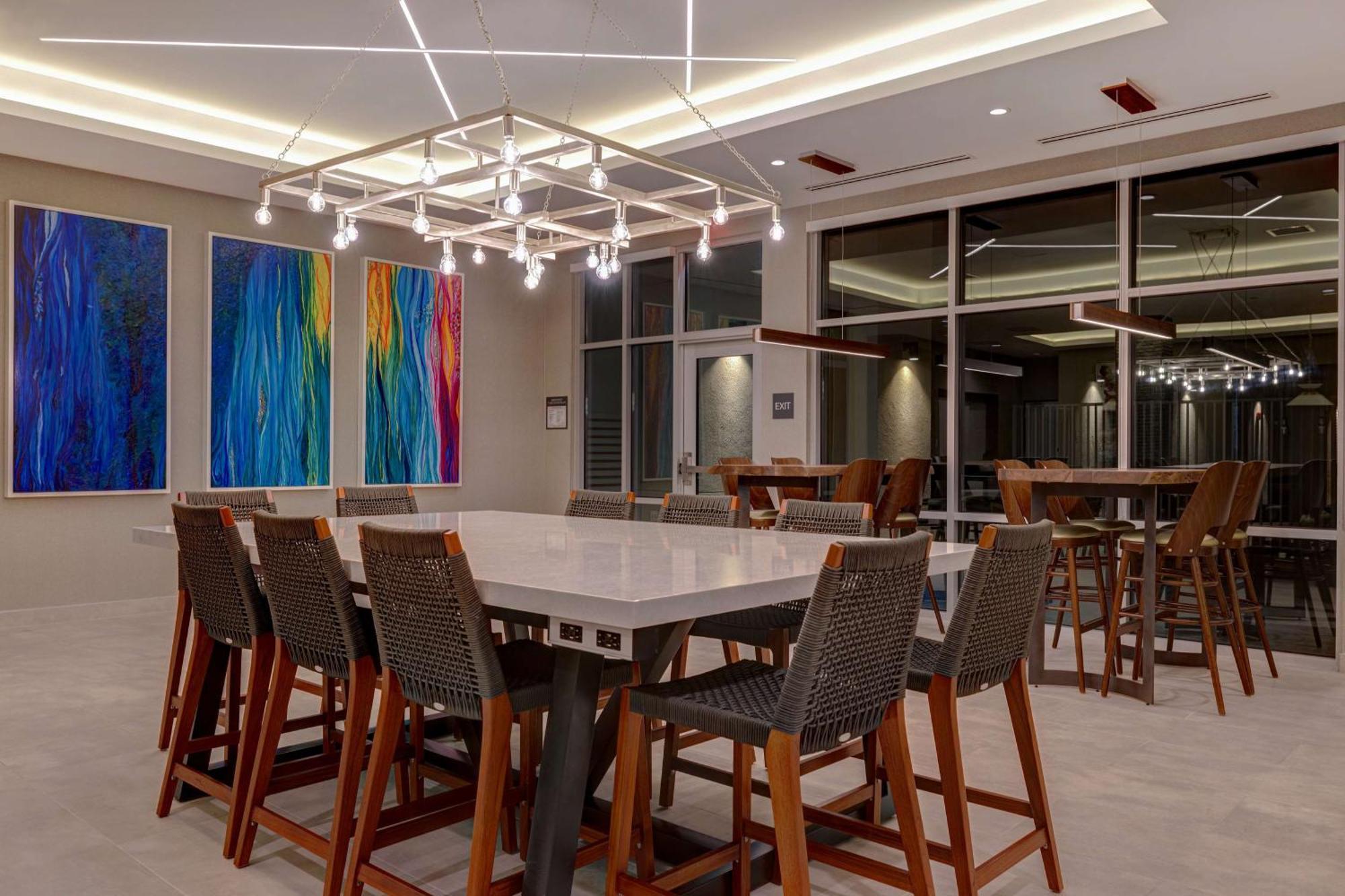 Hilton Garden Inn Темекула Экстерьер фото